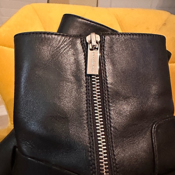 Michael Kors above the ankle boots - Picture 5 of 9